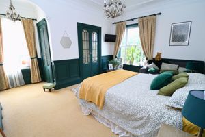 Photo 30- click for photo gallery